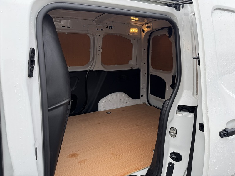 Peugeot Partner BlueHDi 1000 Professional Premium - U3281