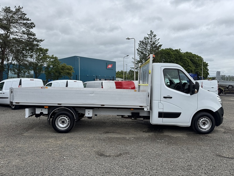 Nissan NV400 Tekna 35 2.3DCi 150 L3 LWB Alloy Dropside - U3316