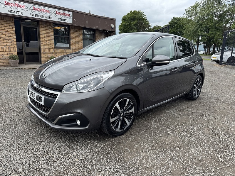 Peugeot 208 1.2 PureTech Tech Edition - U3319