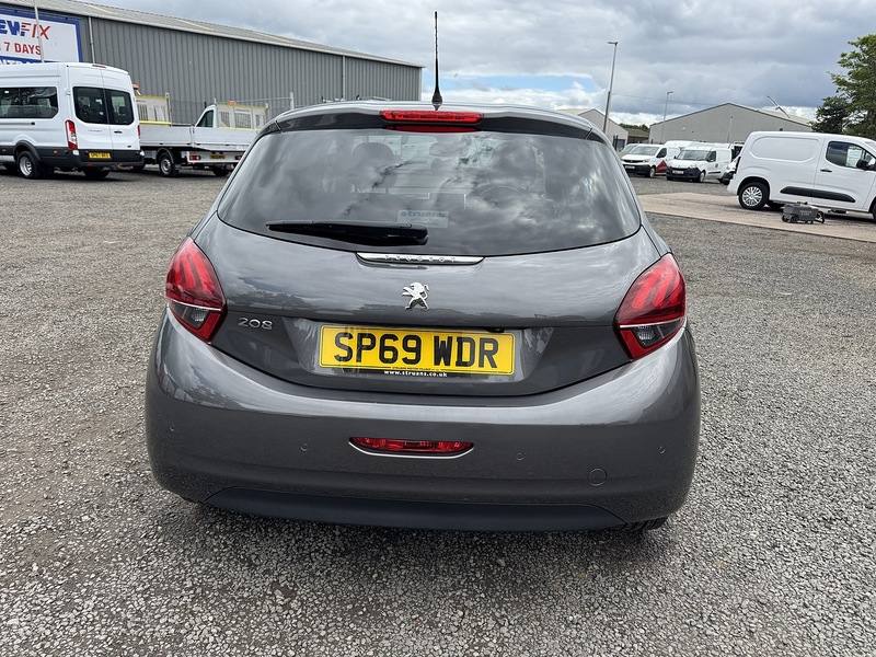 Peugeot 208 1.2 PureTech Tech Edition - U3319