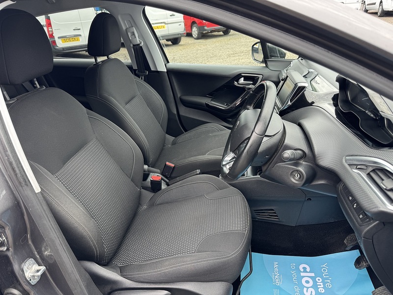 Peugeot 208 1.2 PureTech Tech Edition - U3319