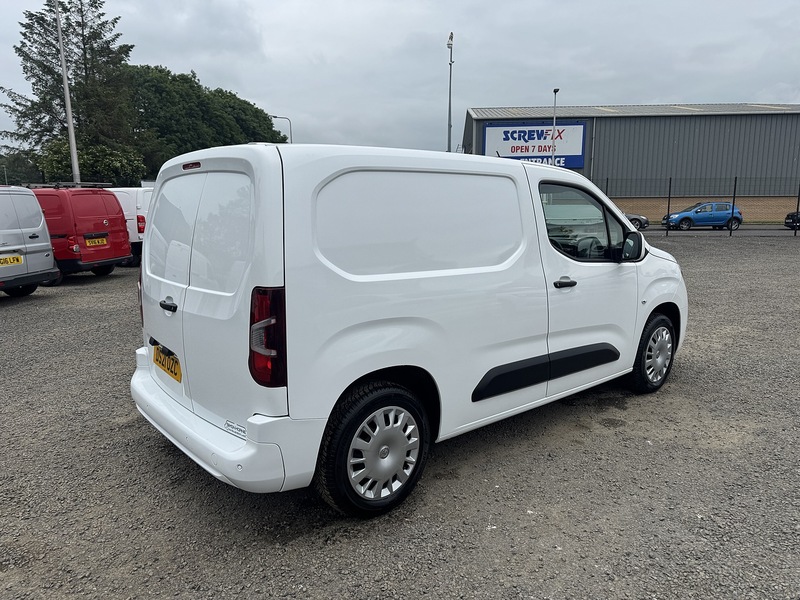 Vauxhall Combo 2000 L1 Sportive 1.5TD 100ps - U3334