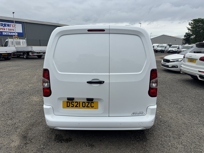 Vauxhall Combo 2000 L1 Sportive 1.5TD 100ps - U3334