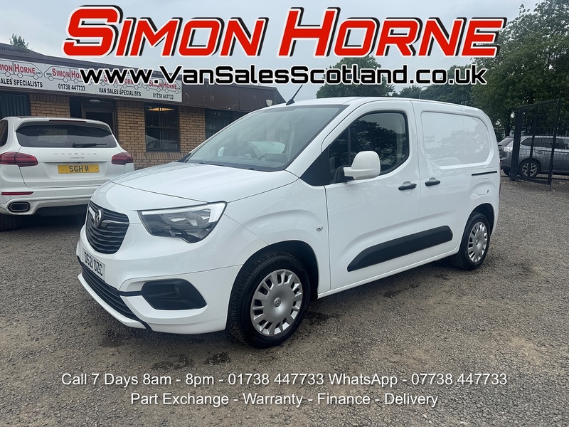 Vauxhall Combo 2000 L1 Sportive 1.5TD 100ps - U3334