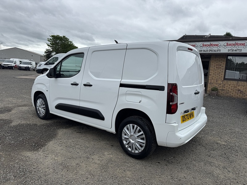 Vauxhall Combo 2300 L1 H1 Sportive 1.6CDTi 100ps - U3335