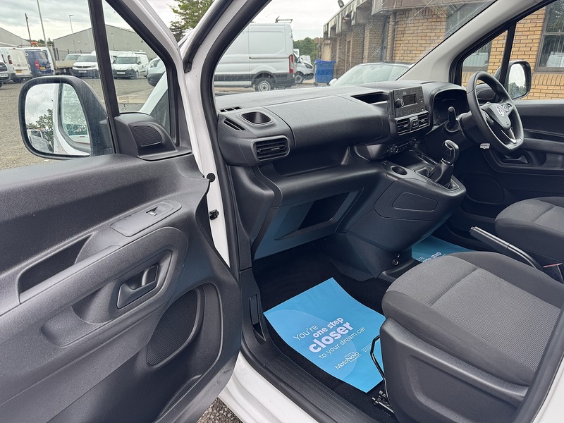 Vauxhall Combo 2300 L1 H1 Sportive 1.6CDTi 100ps - U3335