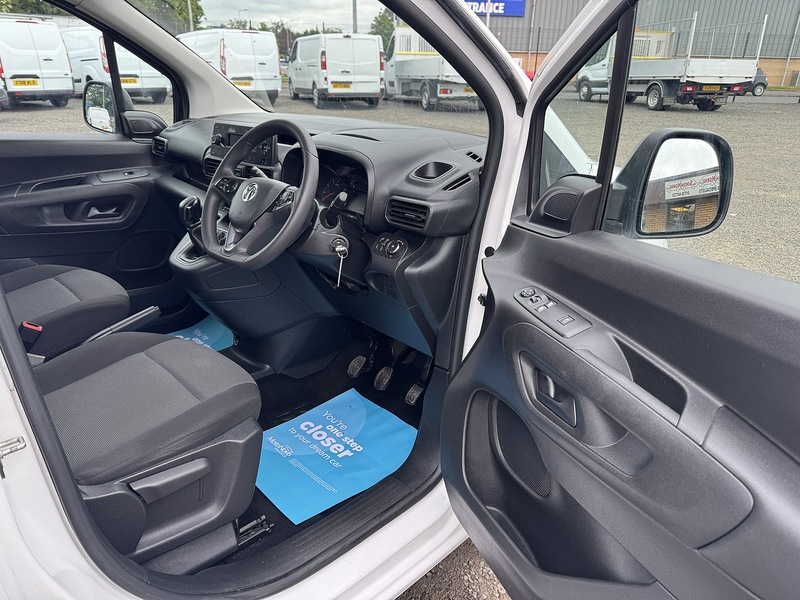 Vauxhall Combo 2300 L1 H1 Sportive 1.6CDTi 100ps - U3335