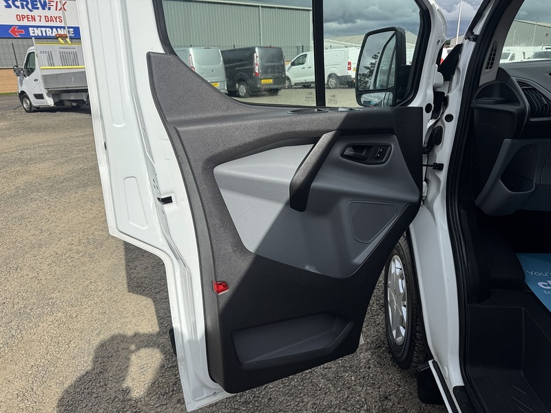 Ford Transit Custom 290 L1 H1 2.0TDCi 105ps - U3354