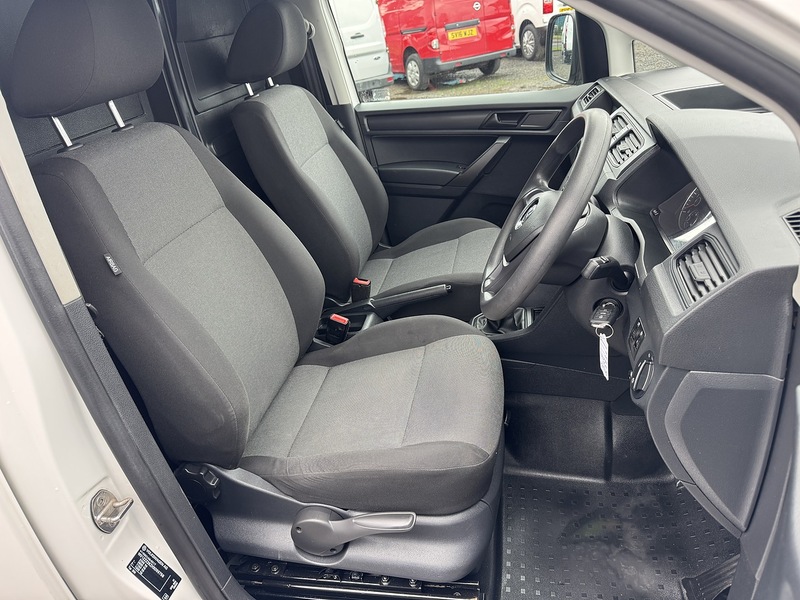 Volkswagen Caddy Maxi TDI C20 BlueMotion Tech Startline - U3373