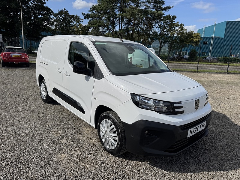 Peugeot Partner BlueHDi 950 Asphalt - U3374