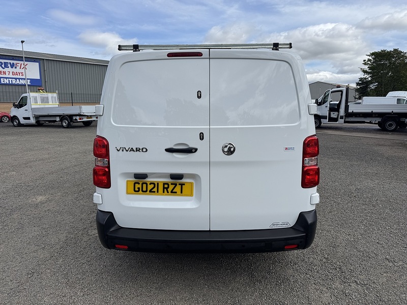 Vauxhall Vivaro 2900 Dynamic L2H1 CDTi 100 - U3376