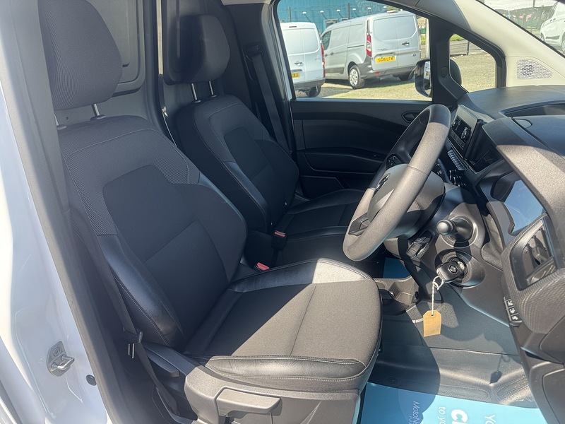 Renault Kangoo dCi Blue ENERGY ML19 Start - U3379