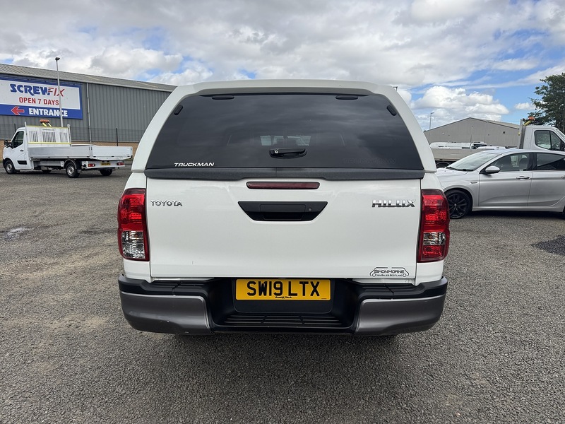 Toyota Hilux 2.4 D-4D Active 150 Double Cab - U3382