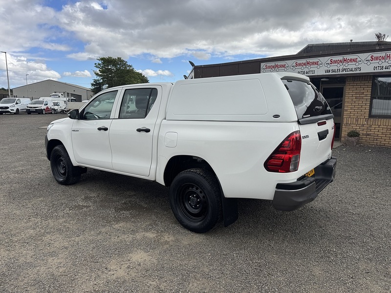 Toyota Hilux 2.4 D-4D Active 150 Double Cab - U3382