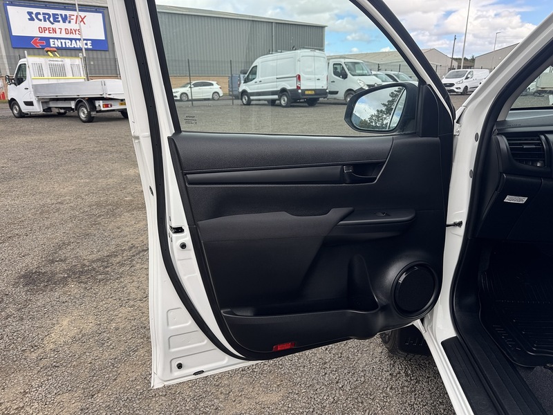 Toyota Hilux 2.4 D-4D Active 150 Double Cab - U3382