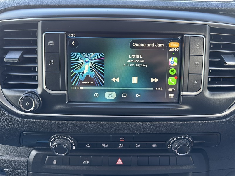 Peugeot Expert 1400 2.0 BlueHDi 145ps MWB  Professional Premium - U3390