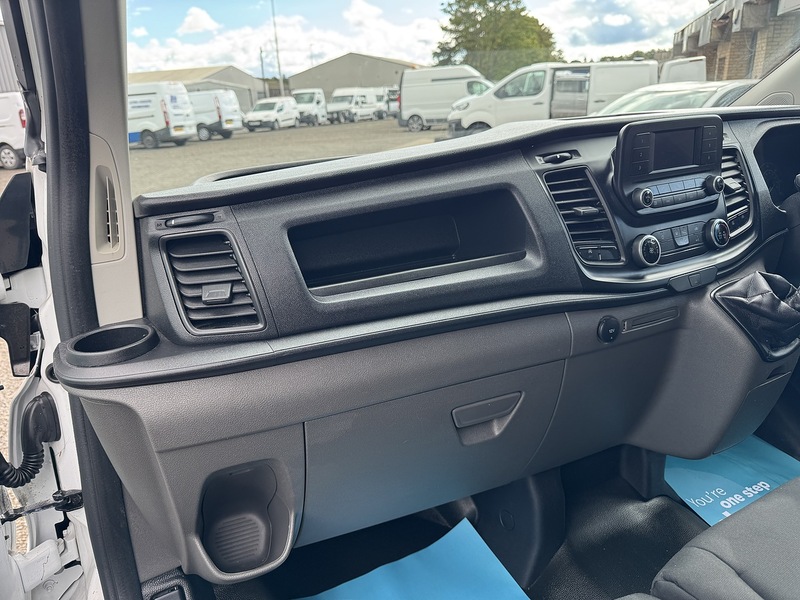 Ford Transit Custom 300 2.0TDCi  EcoBlue Leader - U3406