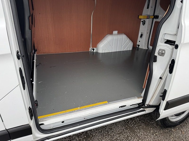 Ford Transit Custom 300 2.0TDCi  EcoBlue Leader - U3406