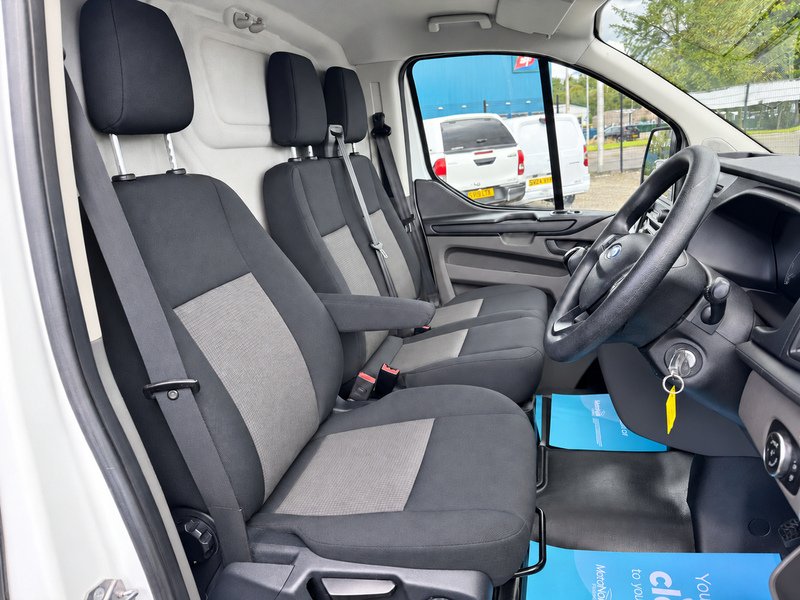 Ford Transit Custom 300 2.0TDCi  EcoBlue Leader - U3406