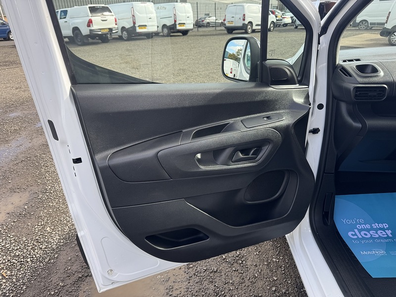 Citroen Berlingo BlueHDi 950 Enterprise XL Pro - U3413