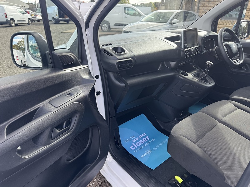 Citroen Berlingo BlueHDi 950 Enterprise XL Pro - U3413