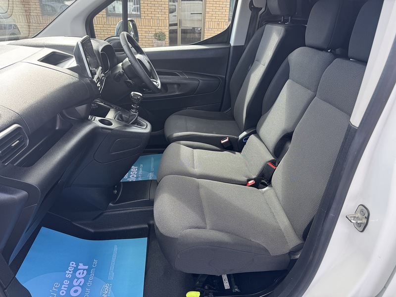 Citroen Berlingo BlueHDi 950 Enterprise XL Pro - U3413