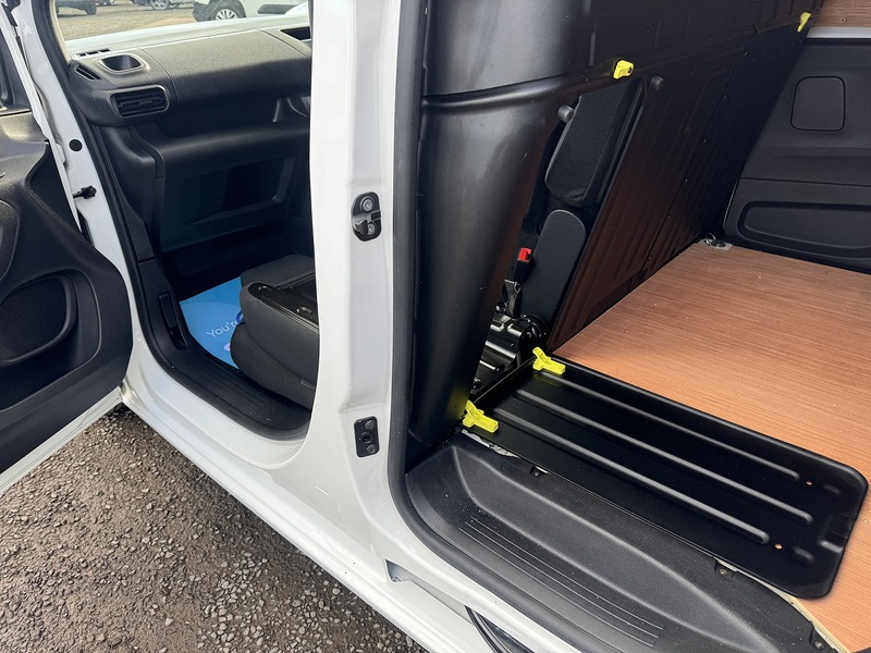 Citroen Berlingo BlueHDi 950 Enterprise XL Pro - U3413