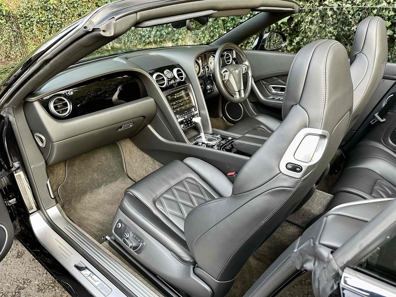 Bentley 6.0 W12 GTC Speed Convertible 2dr Petrol Auto 4WD Euro 5 (625 ps)