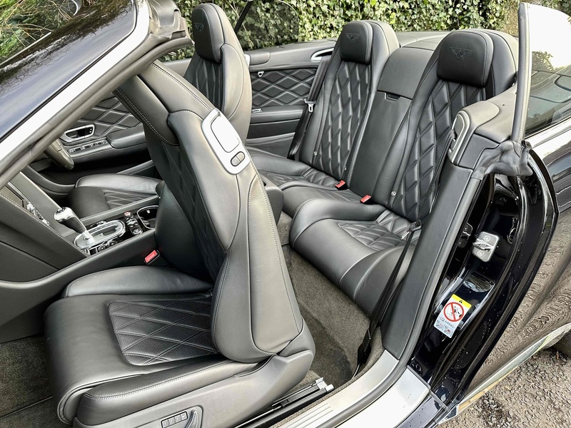 Bentley 6.0 W12 GTC Speed Convertible 2dr Petrol Auto 4WD Euro 5 (625 ps)