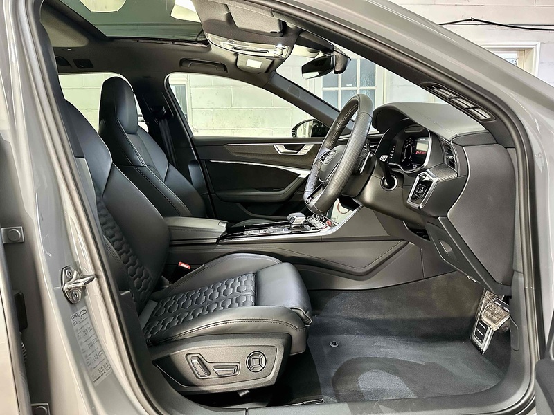 Audi 4.0 TFSI V8 Vorsprung Estate 5dr Petrol Tiptronic quattro Euro 6 (s/s) (600 ps)