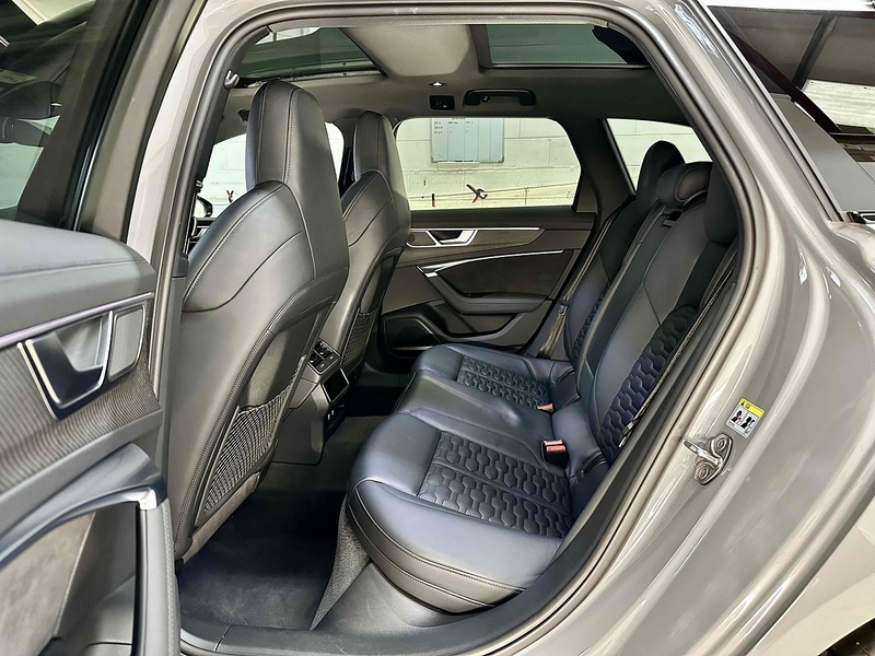 Audi 4.0 TFSI V8 Vorsprung Estate 5dr Petrol Tiptronic quattro Euro 6 (s/s) (600 ps)