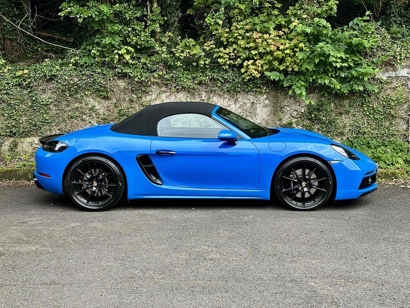 Porsche 4.0 GTS Convertible 2dr Petrol Manual Euro 6 (s/s) (400 ps)