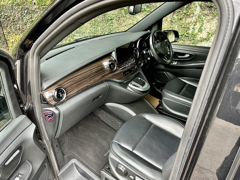 Mercedes-Benz 2.0 V220d Sport MPV 5dr Diesel G-Tronic+ Euro 6 (s/s) LWB (163 ps)