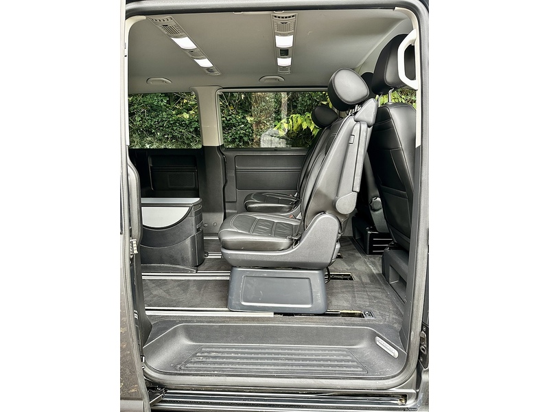 Volkswagen 2.0 TDI SE MPV 5dr Diesel DSG Euro 6 (s/s) (150 ps)