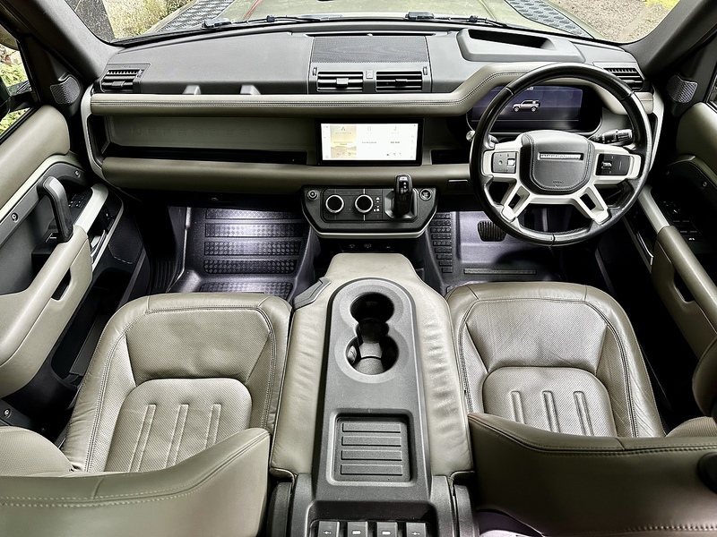 Land Rover 2.0 Si4 HSE SUV 5dr Petrol Auto 4WD Euro 6 (s/s) (300 ps)