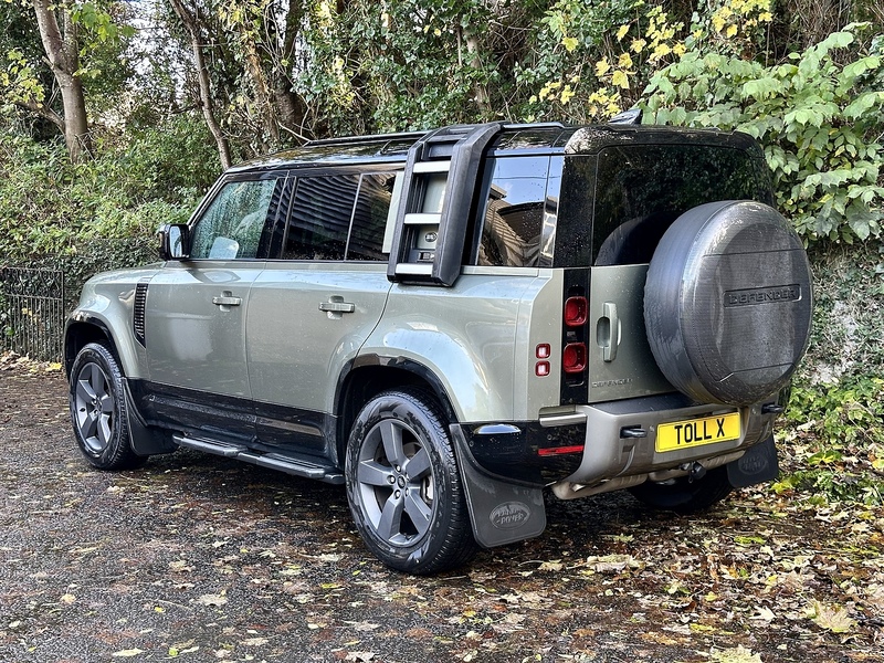 Land Rover 3.0 D250 MHEV X-Dynamic HSE SUV 5dr Diesel Auto 4WD Euro 6 (s/s) (250 ps)