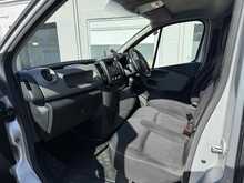 Renault Trafic 1.6 dCi 125ps ENERGY SL27 Business+ SWB - AIR CON -