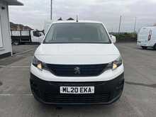 Peugeot Partner BlueHDi 1000 Professional SWB 3 seat