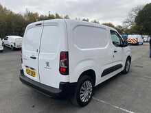 Peugeot Partner BlueHDi 1000 Professional SWB 3 seat