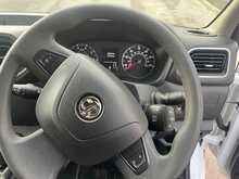 Vauxhall Movano CDTi 3500 BiTurbo Edition