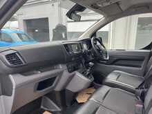 Vauxhall Vivaro Turbo D 2900 Sportive