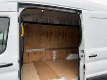 Ford Transit 350 EcoBlue Leader