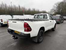 Toyota Hilux D-4D Active Narrow Body