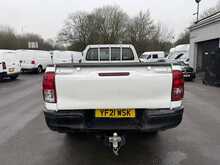 Toyota Hilux D-4D Active Narrow Body