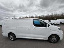 Vauxhall Vivaro Turbo D 2900 Sportive