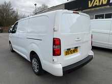 Vauxhall Vivaro Turbo D 2900 Sportive