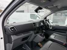 Vauxhall Vivaro Turbo D 2900 Sportive