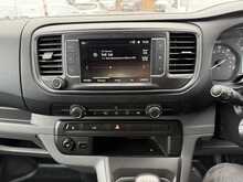 Vauxhall Vivaro Turbo D 2900 Sportive
