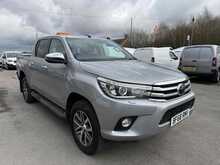 Toyota Hilux D-4D Invincible