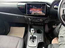 Toyota Hilux D-4D Invincible